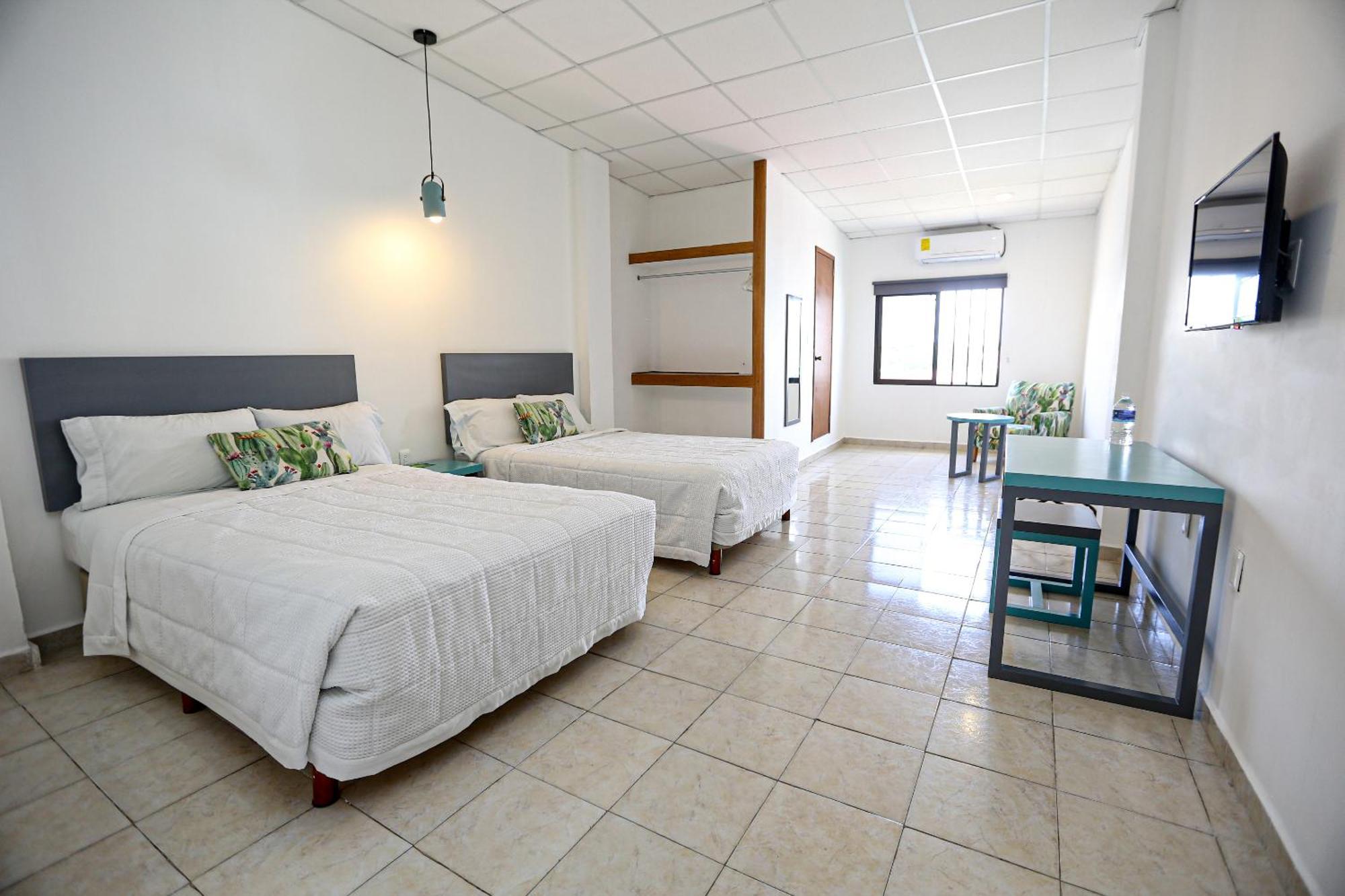 Hotel & Suites Arges - Centro צ'טומאל מראה חיצוני תמונה
