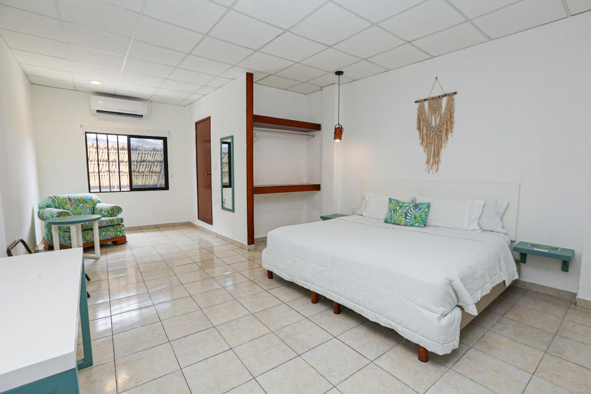 Hotel & Suites Arges - Centro צ'טומאל מראה חיצוני תמונה