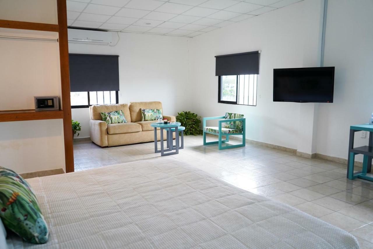 Hotel & Suites Arges - Centro צ'טומאל מראה חיצוני תמונה