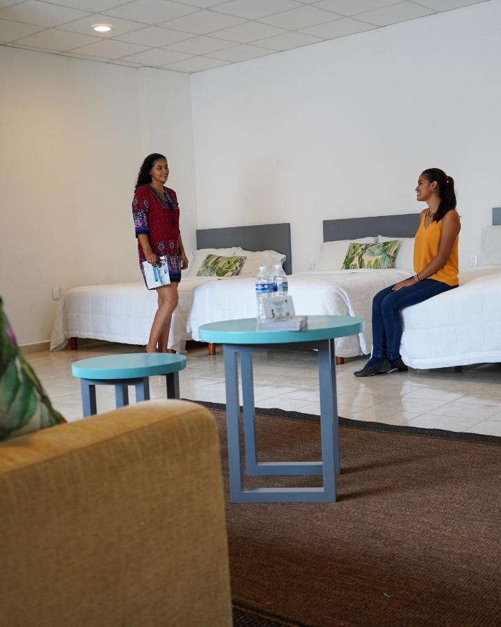 Hotel & Suites Arges - Centro צ'טומאל מראה חיצוני תמונה